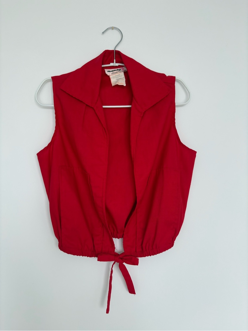 Red Sleeveless Tie-Hem Top